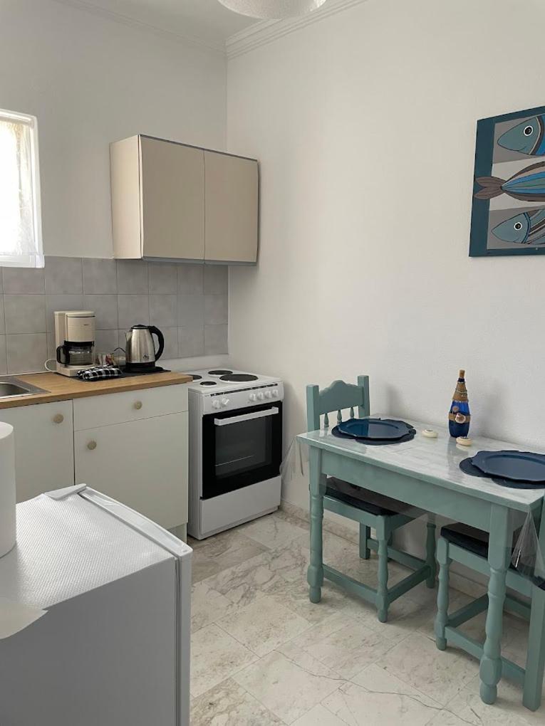 Ilektra Apartments Blue & Red Платария Екстериор снимка