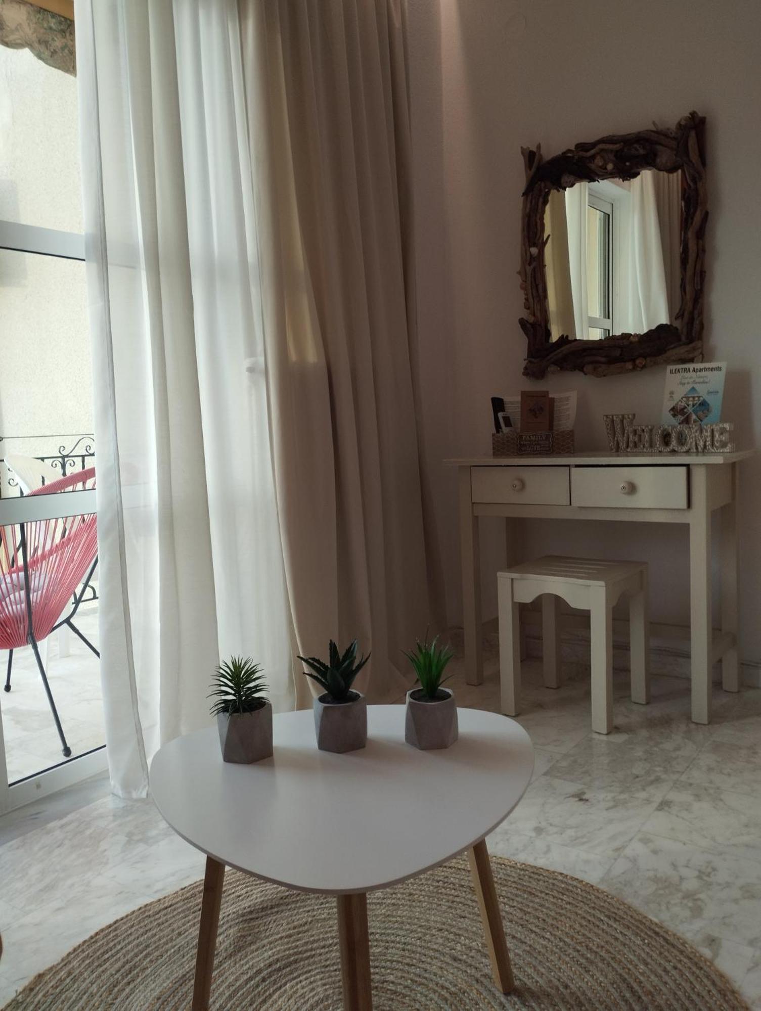 Ilektra Apartments Blue & Red Платария Екстериор снимка